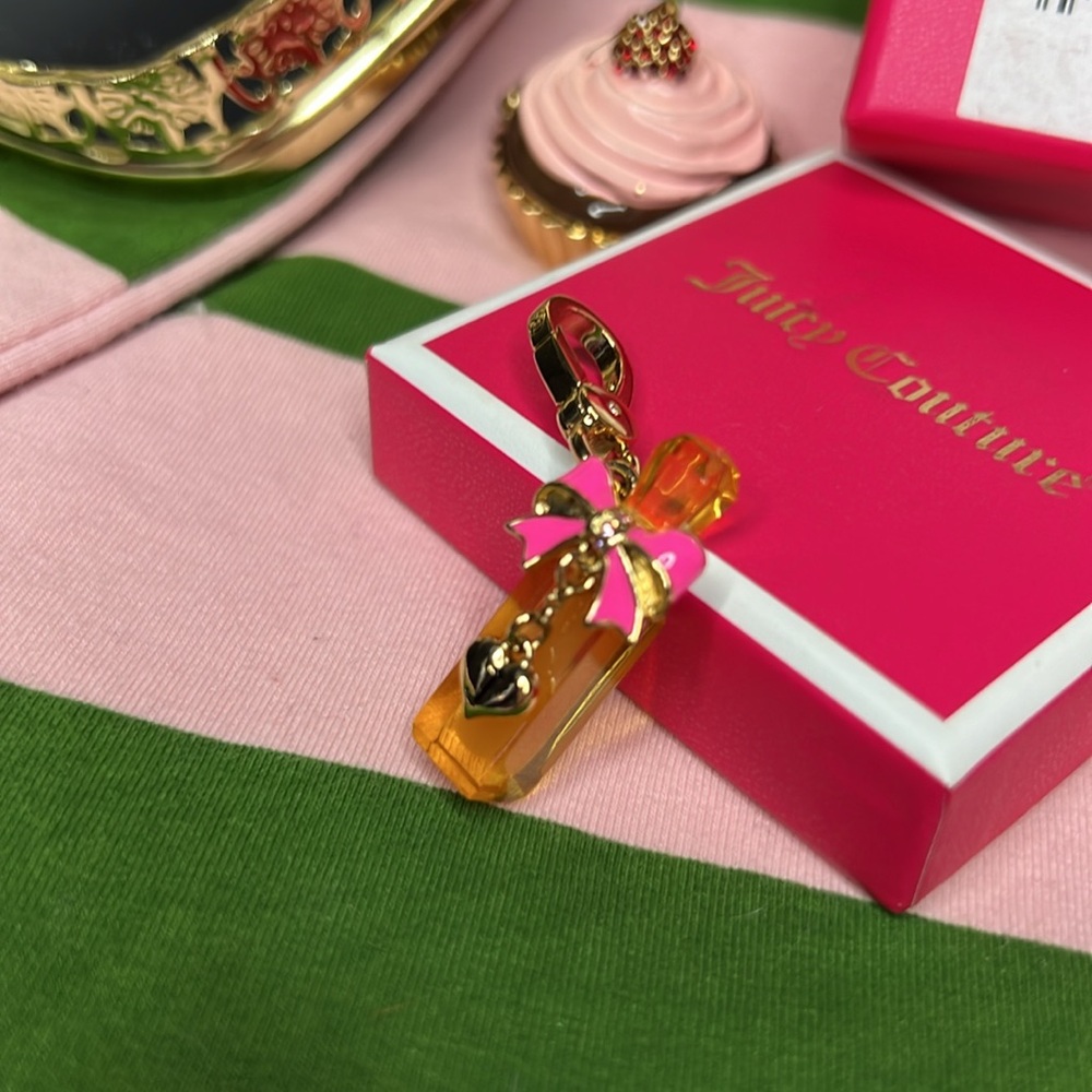 RARE✨Juicy Couture Viva La Fleur Fragrance charm NWT - Picture 5 of 7